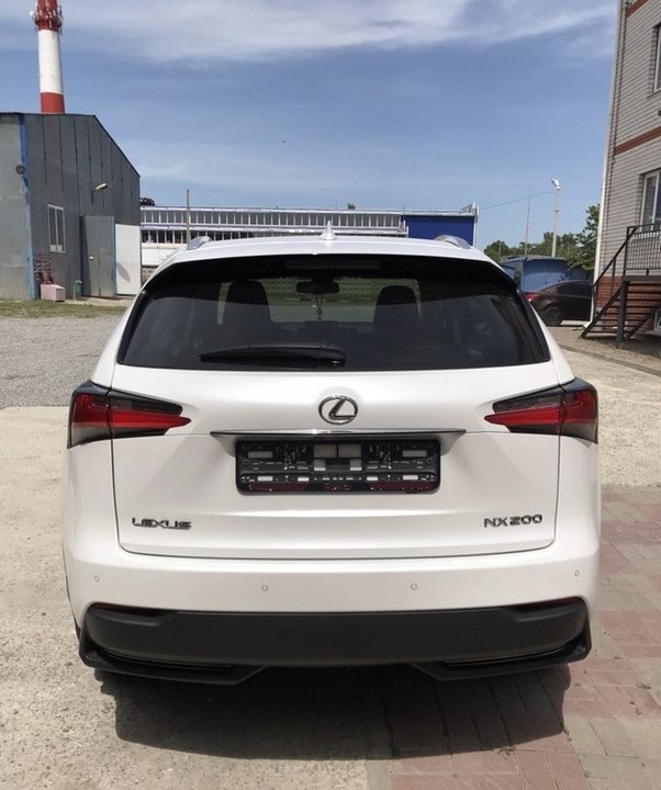 Lexus NX I рестайлинг, 2018 год, 1 200 000 рублей, 9 фотография