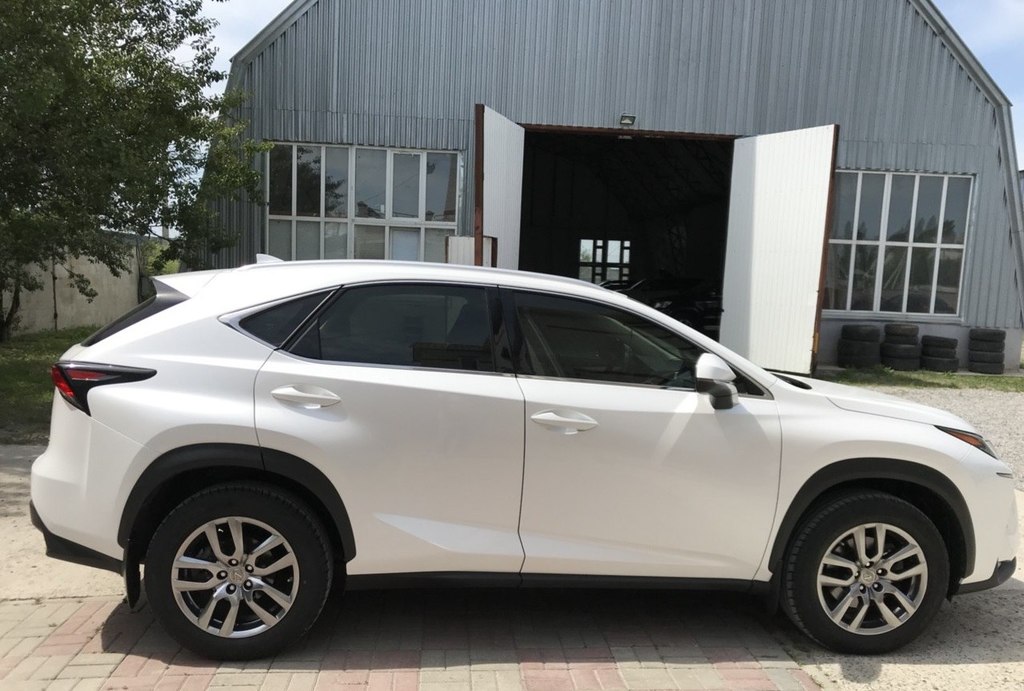 Lexus NX I рестайлинг, 2018 год, 1 200 000 рублей, 11 фотография