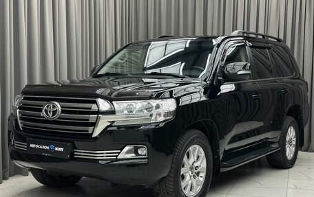 Toyota Land Cruiser 200, 2016 год, 5 990 000 рублей, 1 фотография