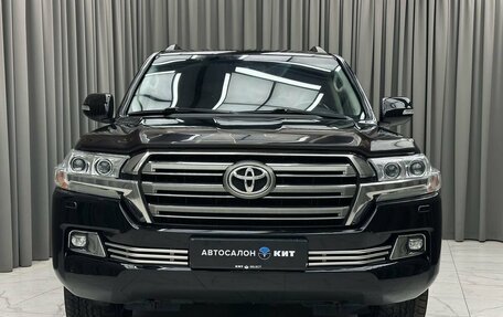 Toyota Land Cruiser 200, 2016 год, 5 990 000 рублей, 2 фотография