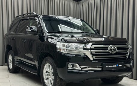 Toyota Land Cruiser 200, 2016 год, 5 990 000 рублей, 3 фотография