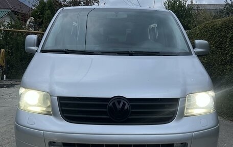 Volkswagen Multivan T5, 2004 год, 1 450 000 рублей, 1 фотография