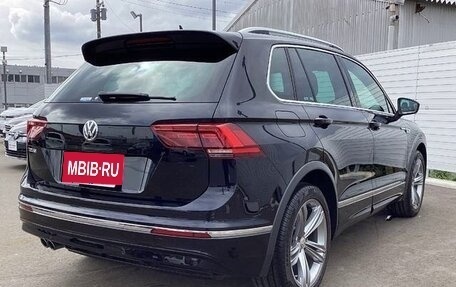 Volkswagen Tiguan II, 2020 год, 1 850 000 рублей, 7 фотография