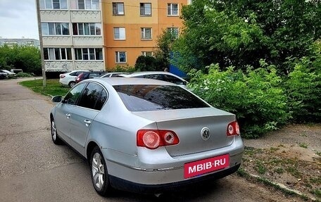 Volkswagen Passat B6, 2005 год, 498 000 рублей, 2 фотография