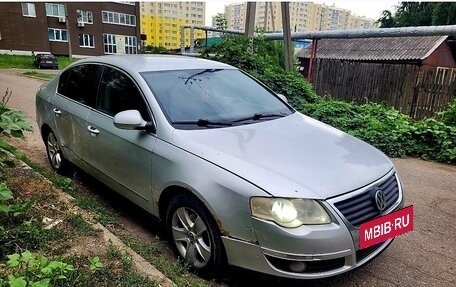 Volkswagen Passat B6, 2005 год, 498 000 рублей, 4 фотография