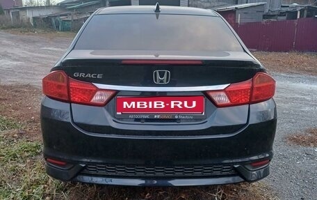 Honda Grace I, 2018 год, 1 000 000 рублей, 3 фотография