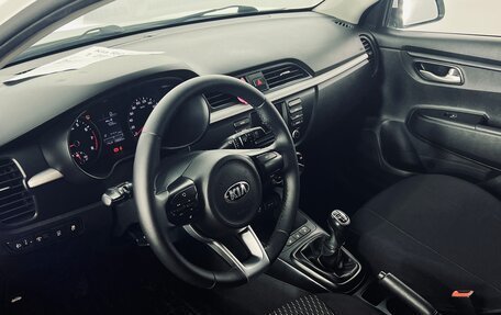 KIA Rio IV, 2017 год, 1 270 000 рублей, 16 фотография