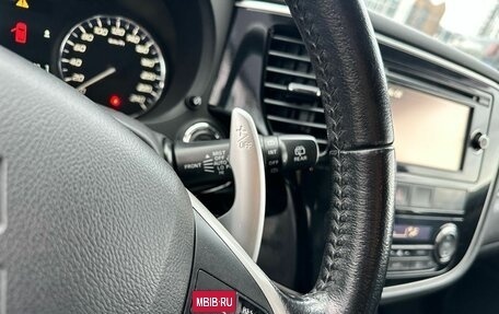 Mitsubishi Outlander III рестайлинг 3, 2013 год, 1 599 000 рублей, 14 фотография