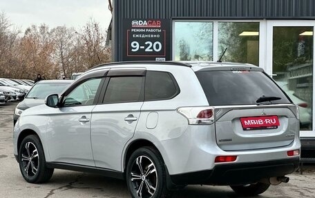 Mitsubishi Outlander III рестайлинг 3, 2013 год, 1 599 000 рублей, 6 фотография