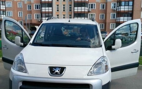 Peugeot Partner II рестайлинг 2, 2012 год, 1 200 000 рублей, 11 фотография