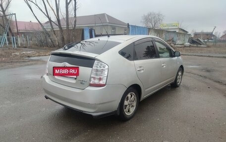 Toyota Prius, 2004 год, 620 000 рублей, 24 фотография