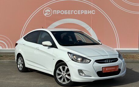 Hyundai Solaris II рестайлинг, 2013 год, 980 000 рублей, 3 фотография