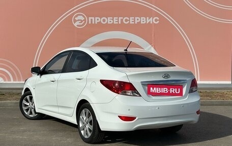 Hyundai Solaris II рестайлинг, 2013 год, 980 000 рублей, 7 фотография