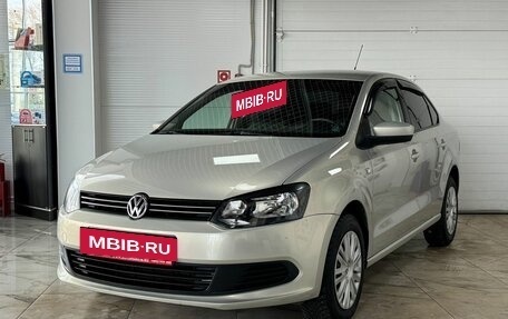 Volkswagen Polo VI (EU Market), 2011 год, 929 000 рублей, 2 фотография