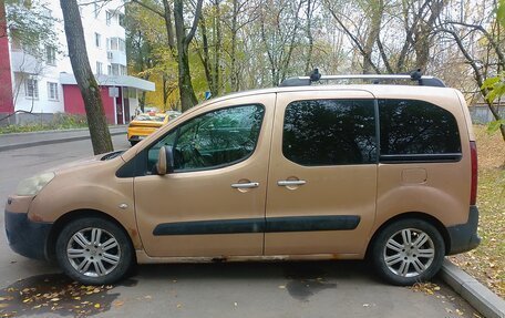 Peugeot Partner II рестайлинг 2, 2010 год, 650 000 рублей, 4 фотография