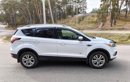 Ford Kuga III, 2017 год, 1 800 000 рублей, 4 фотография