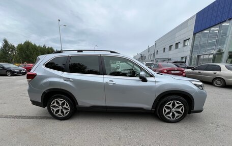 Subaru Forester, 2020 год, 2 580 000 рублей, 2 фотография