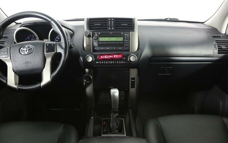 Toyota Land Cruiser Prado 150 рестайлинг 2, 2013 год, 2 837 000 рублей, 12 фотография