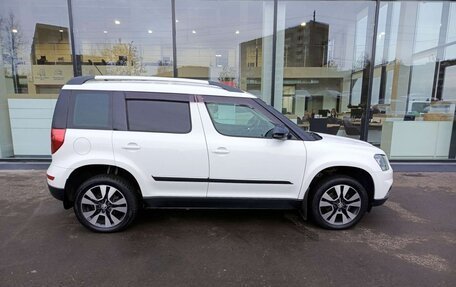 Skoda Yeti I рестайлинг, 2015 год, 1 371 000 рублей, 4 фотография