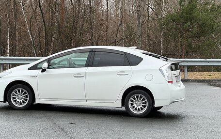 Toyota Prius, 2011 год, 1 349 000 рублей, 1 фотография