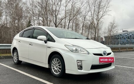 Toyota Prius, 2011 год, 1 349 000 рублей, 11 фотография