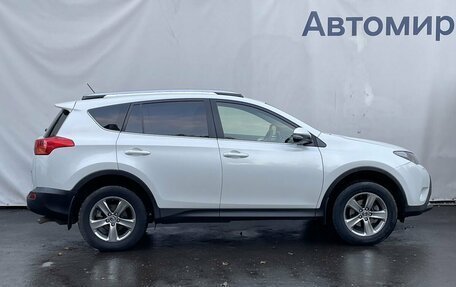 Toyota RAV4, 2015 год, 2 070 000 рублей, 4 фотография