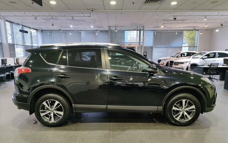 Toyota RAV4, 2016 год, 2 369 000 рублей, 4 фотография