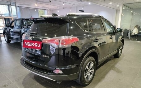 Toyota RAV4, 2016 год, 2 369 000 рублей, 5 фотография