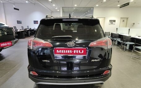 Toyota RAV4, 2016 год, 2 369 000 рублей, 6 фотография