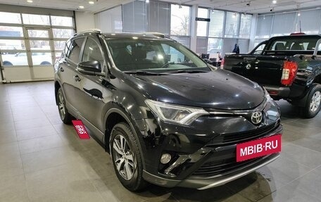 Toyota RAV4, 2016 год, 2 369 000 рублей, 3 фотография