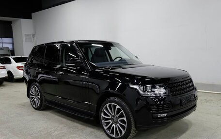 Land Rover Range Rover IV рестайлинг, 2015 год, 4 299 000 рублей, 3 фотография