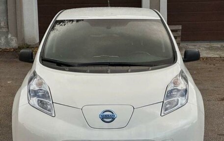 Nissan Leaf I, 2013 год, 950 000 рублей, 3 фотография