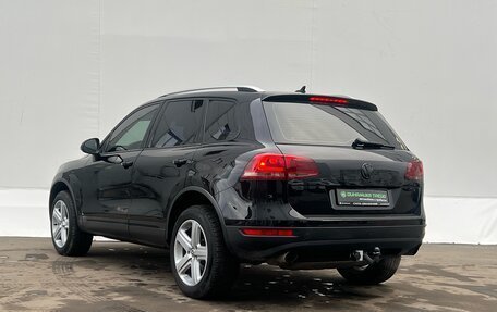 Volkswagen Touareg III, 2011 год, 1 630 000 рублей, 7 фотография