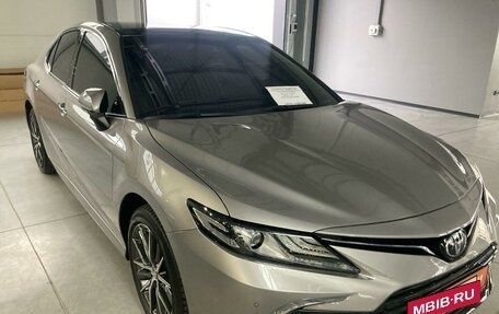 Toyota Camry, 2022 год, 4 800 000 рублей, 3 фотография