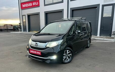 Honda Stepwgn IV, 2017 год, 2 299 000 рублей, 1 фотография