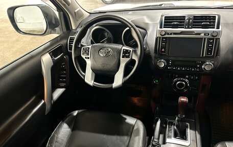 Toyota Land Cruiser Prado 150 рестайлинг 2, 2014 год, 3 450 000 рублей, 4 фотография