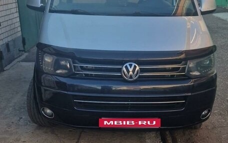 Volkswagen Multivan T5, 2011 год, 2 180 000 рублей, 14 фотография