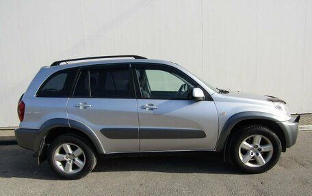 Toyota RAV4, 2004 год, 900 000 рублей, 8 фотография