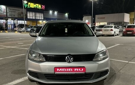 Volkswagen Jetta VI, 2012 год, 1 100 000 рублей, 5 фотография