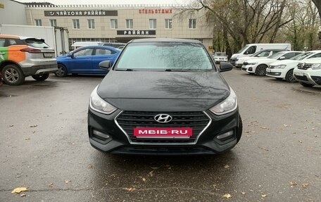 Hyundai Solaris II рестайлинг, 2018 год, 1 550 000 рублей, 4 фотография