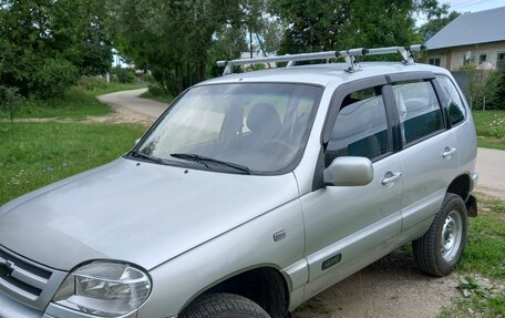 Chevrolet Niva I рестайлинг, 2005 год, 480 000 рублей, 3 фотография