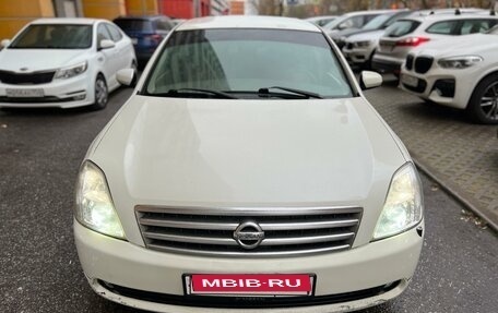 Nissan Teana, 2003 год, 670 000 рублей, 3 фотография