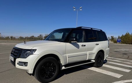 Mitsubishi Pajero IV, 2019 год, 5 200 000 рублей, 3 фотография