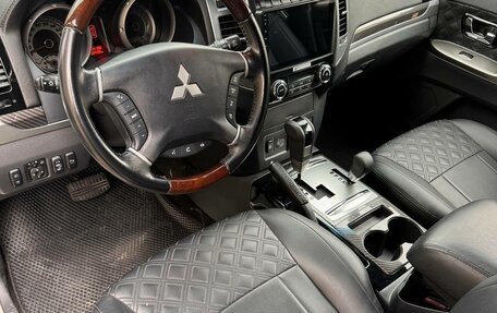 Mitsubishi Pajero IV, 2019 год, 5 200 000 рублей, 22 фотография