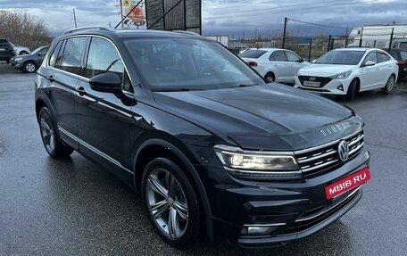 Volkswagen Tiguan II, 2018 год, 2 835 000 рублей, 3 фотография