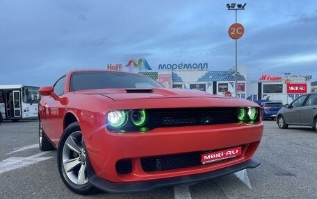 Dodge Challenger III рестайлинг 2, 2019 год, 3 200 000 рублей, 1 фотография