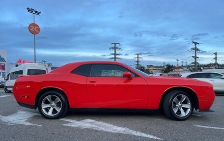 Dodge Challenger III рестайлинг 2, 2019 год, 3 200 000 рублей, 5 фотография