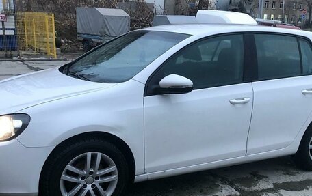 Volkswagen Golf VI, 2011 год, 800 000 рублей, 2 фотография