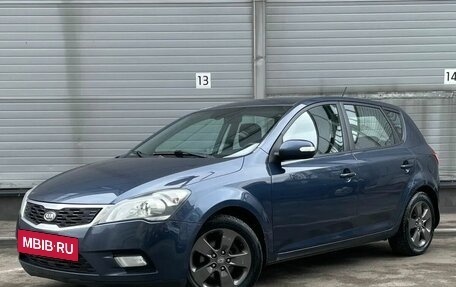 KIA cee'd I рестайлинг, 2011 год, 749 000 рублей, 3 фотография