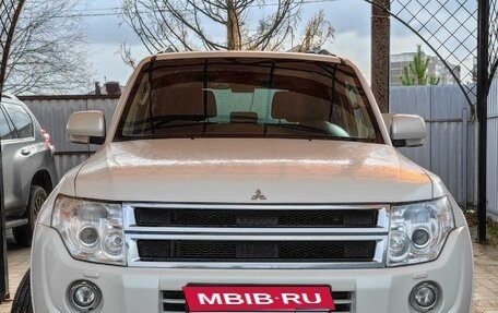 Mitsubishi Pajero IV, 2013 год, 2 500 000 рублей, 1 фотография